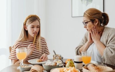 Comentarios familiares sobre el cuerpo: cómo afectan a la autoestima y qué hacer