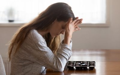 Comer por ansiedad: cómo diferenciar el hambre emocional del hambre física